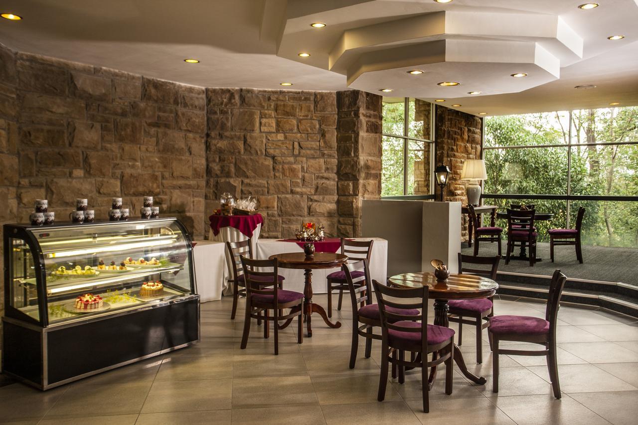 Avani Maseru Hotel Exterior photo